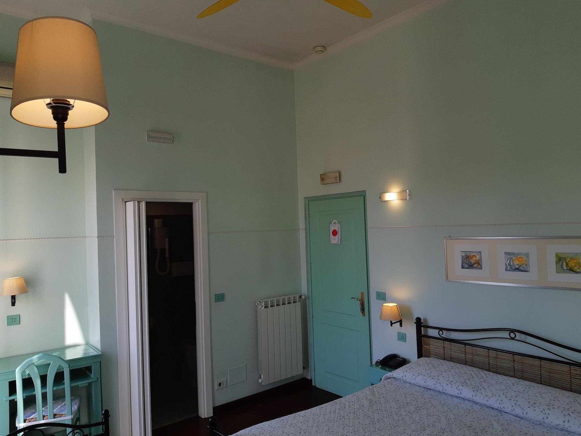 Lilium Boutique Hotel Roma Ngoại thất bức ảnh